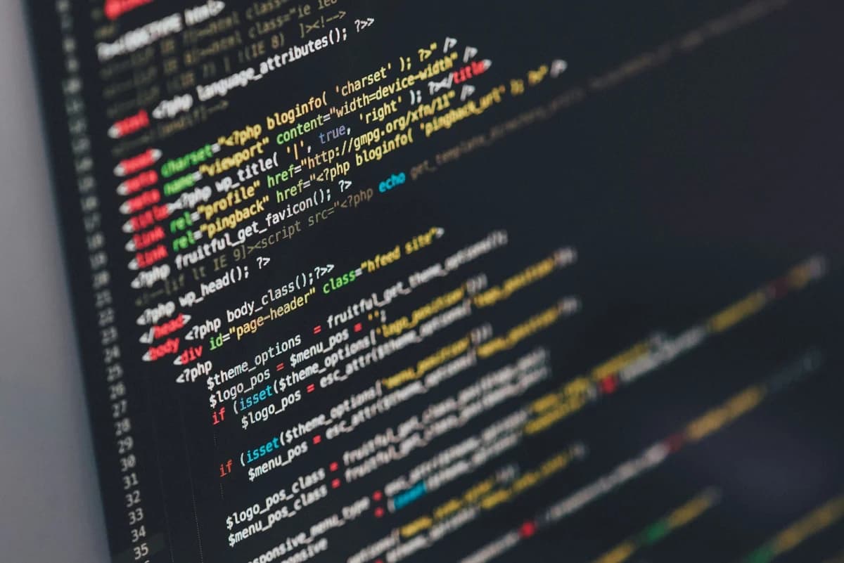 Website creation for businesses: modern responsive homepage layout with clear call to action